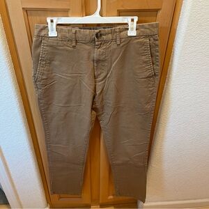 Men’s Ultimate Slim Built in Flex Tan Brown Pants Slim Fit Size W 32 L 30